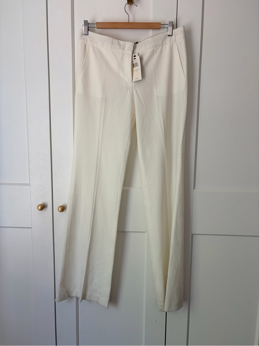 BCBGMaxAzria Winter White 'Carla' Slim Flare Low Rise Suiting Pants | 8